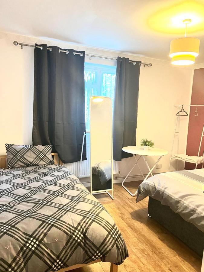 Large Room With Two Bed In Central לונדון מראה חיצוני תמונה