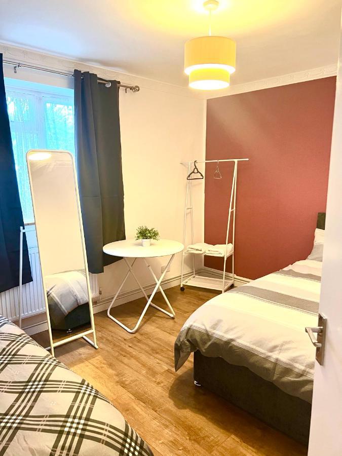 Large Room With Two Bed In Central לונדון מראה חיצוני תמונה