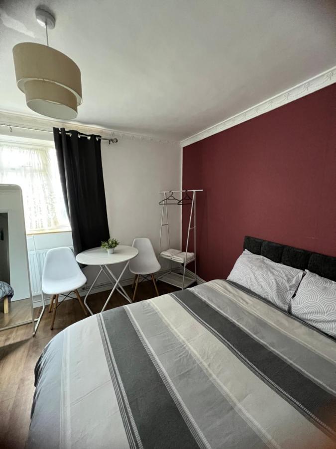 Large Room With Two Bed In Central לונדון מראה חיצוני תמונה